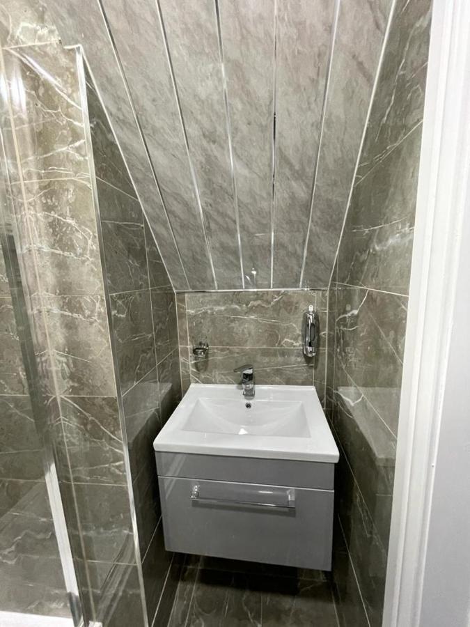 3 Bedroom Whalley Aparthotel بيرنلي المظهر الخارجي الصورة